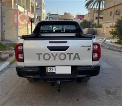 تۆیۆتا هایلۆکس